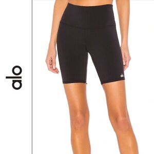 ALO | BLACK HIGH WAIST BIKER SHORT | XXS